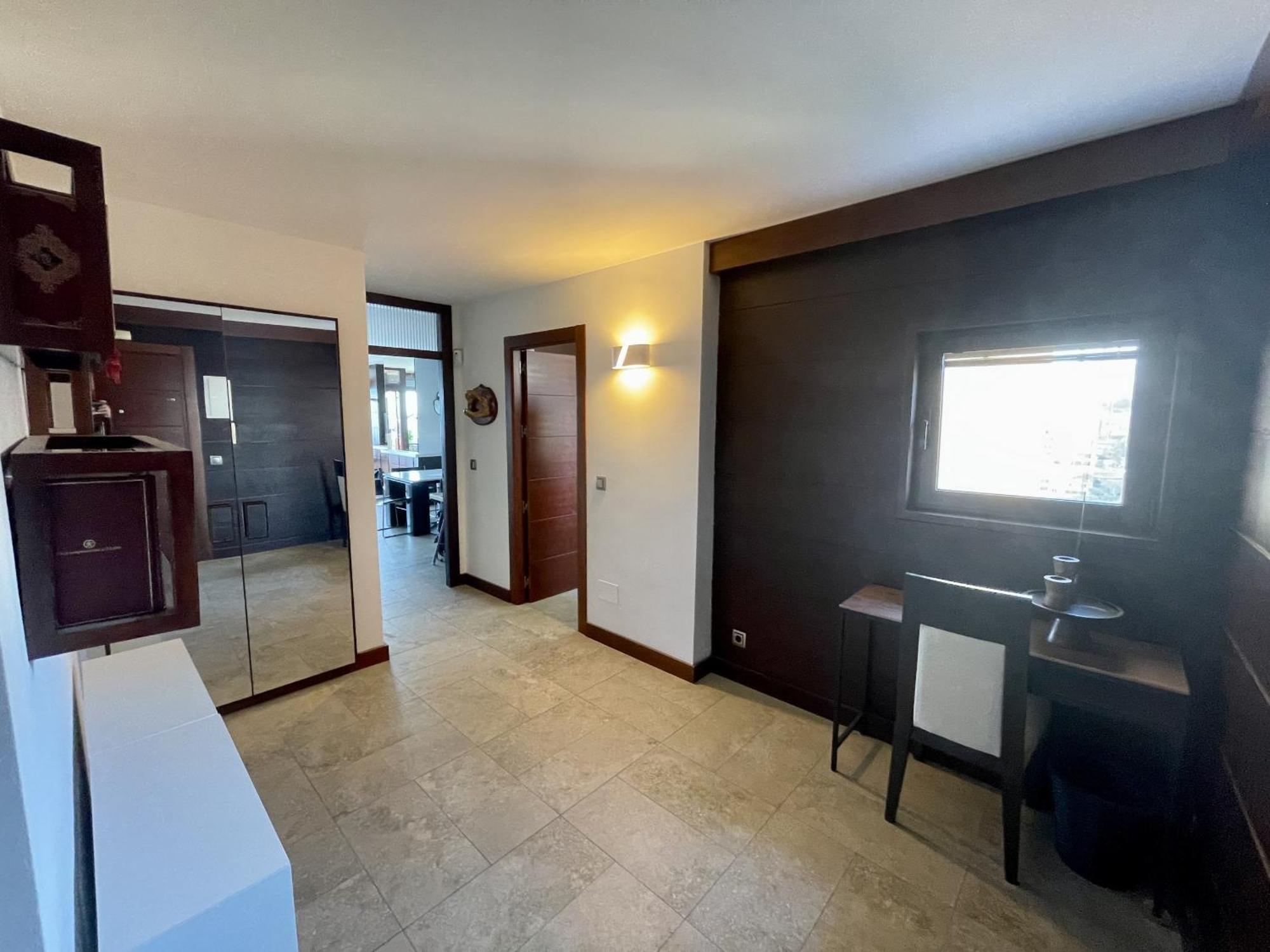 Apartamento Exclusive Beachfront - Pool - Paddle - Tenis - Wifi - Aircon *