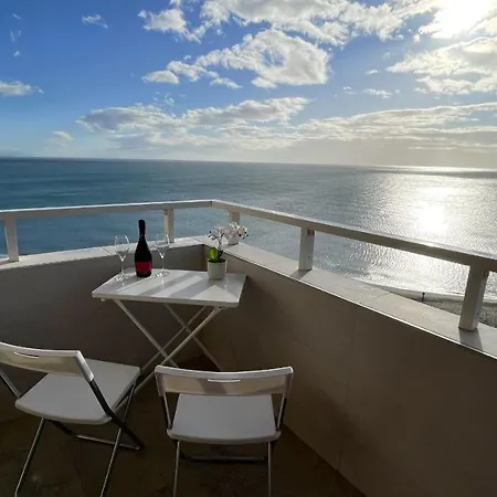 Exclusive Beachfront Apartment Torremolinos - Pool - Paddle - Tenis - Wifi - Central Aircon Buitenkant foto
