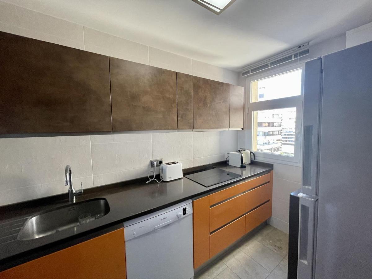 Exclusive Beachfront - Pool - Paddle - Tenis - Wifi - Aircon Apartment Torremolinos
